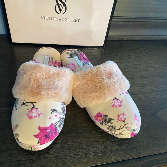 Victoria's Secret Pink Floral Satin Slippers Size M (7-8) - Picture 4 of 6